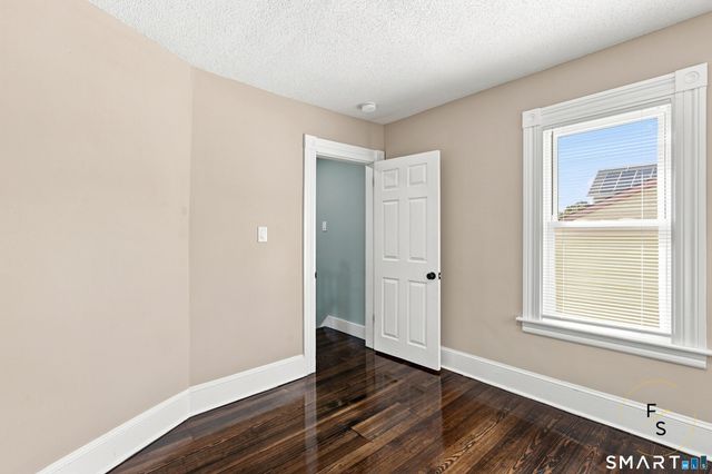 100 Austin Street, New Britain, CT 06051