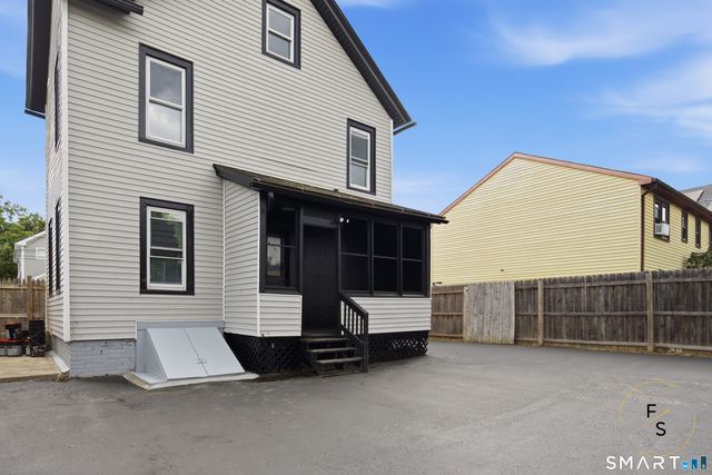 100 Austin Street, New Britain, CT 06051