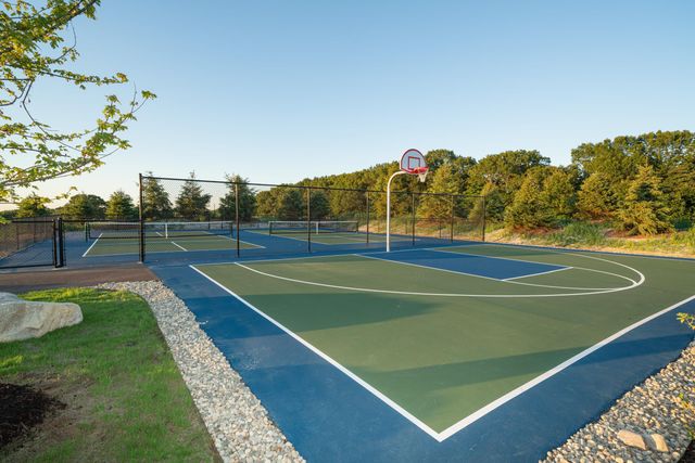 8197 Turning Stone, Kalamazoo, MI 49009