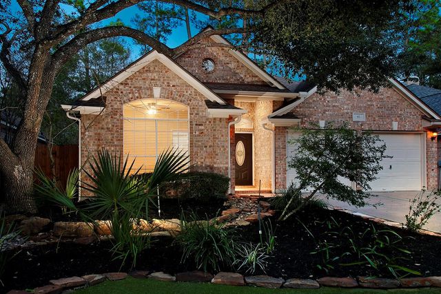 87 N Crossed Birch Place, The Woodlands, TX 77381