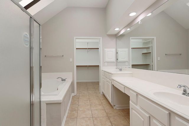 87 N Crossed Birch Place, The Woodlands, TX 77381