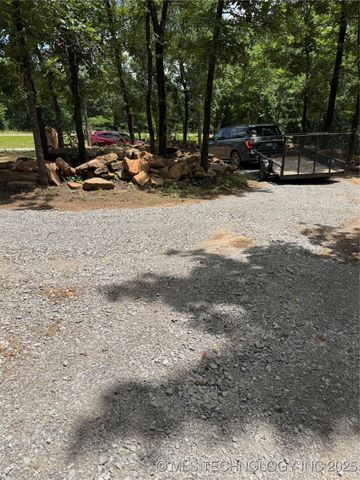 33455 State Highway 82, Cookson, OK 74427