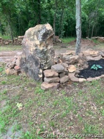 33455 State Highway 82, Cookson, OK 74427