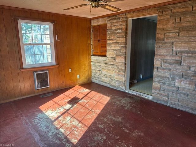 2935 Isaacs Place, Greensboro, NC 27408