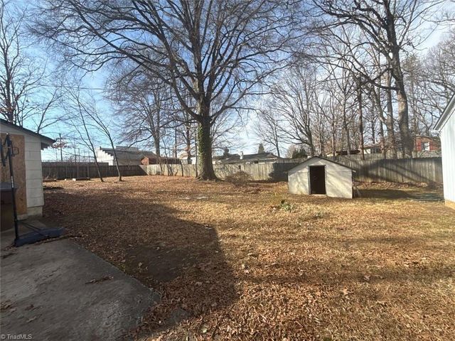 2935 Isaacs Place, Greensboro, NC 27408