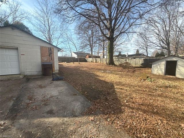 2935 Isaacs Place, Greensboro, NC 27408