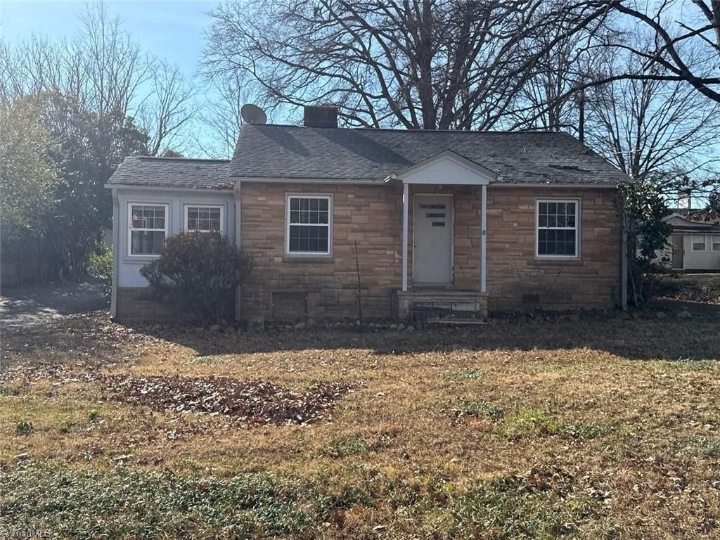 2935 Isaacs Place, Greensboro, NC 27408