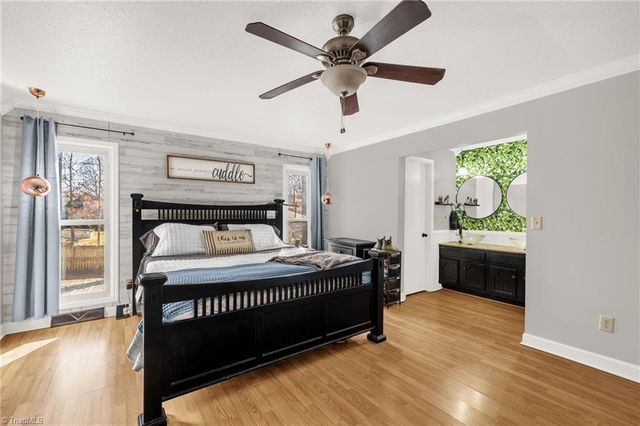 7157 Mantlewood Lane, Kernersville, NC 27284