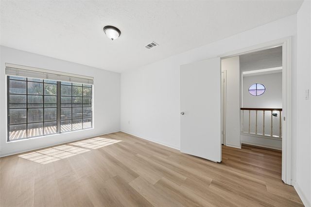 7350 Kirby Drive 18, Houston, TX 77030