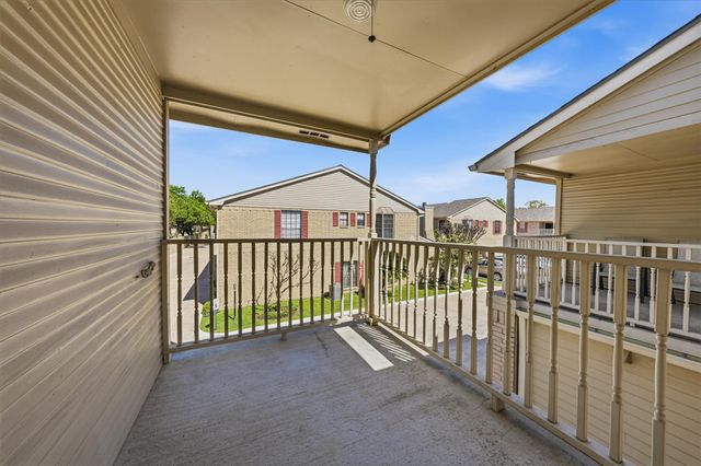 7350 Kirby Drive 18, Houston, TX 77030