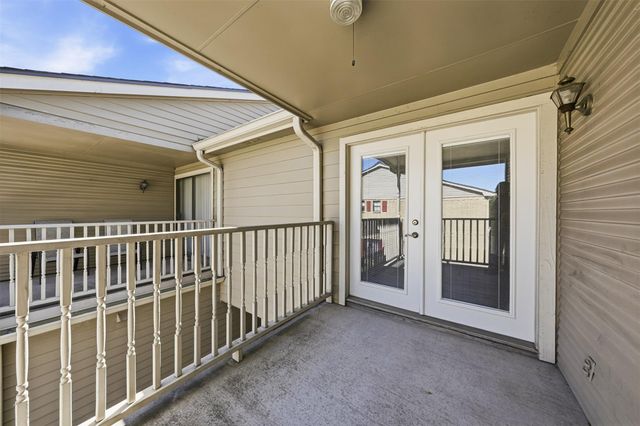 7350 Kirby Drive 18, Houston, TX 77030