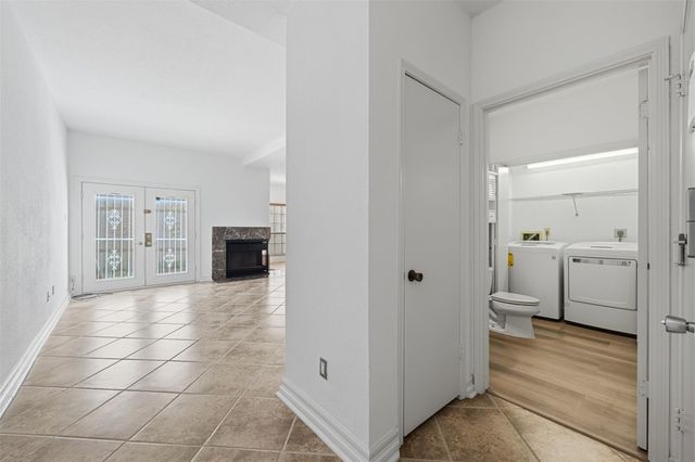 7350 Kirby Drive 18, Houston, TX 77030