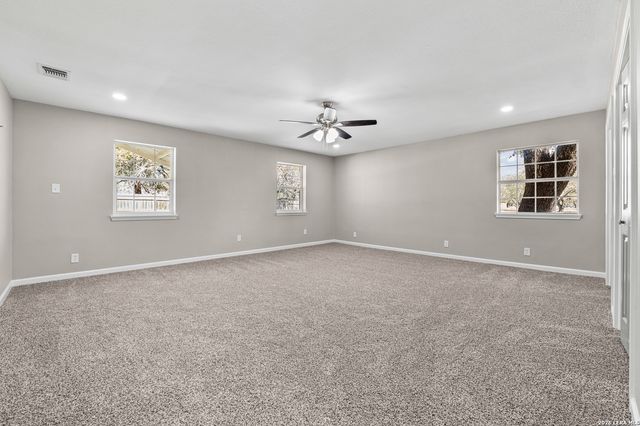 113 crestline, Pleasanton, TX 78064