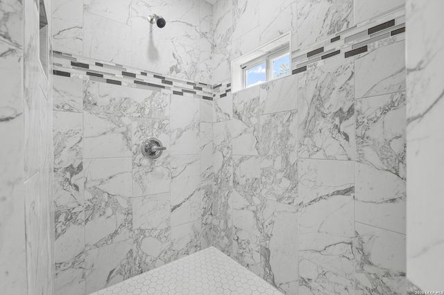 113 crestline, Pleasanton, TX 78064