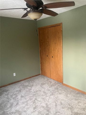 1436 Forrest Drive, Barberton, OH 44203