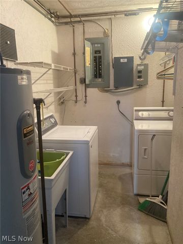 1436 Forrest Drive, Barberton, OH 44203