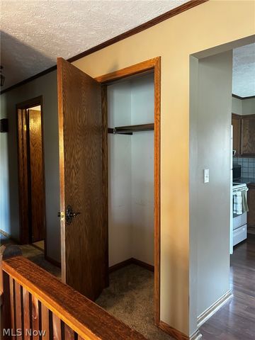 1436 Forrest Drive, Barberton, OH 44203