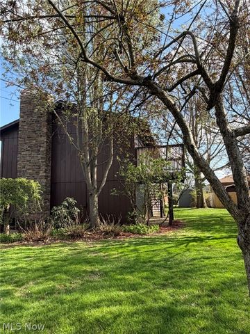 1436 Forrest Drive, Barberton, OH 44203