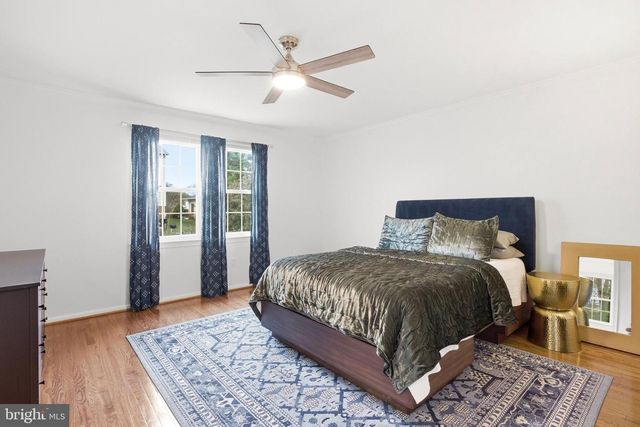 9805 DOULTON CT, Fairfax, VA 22032