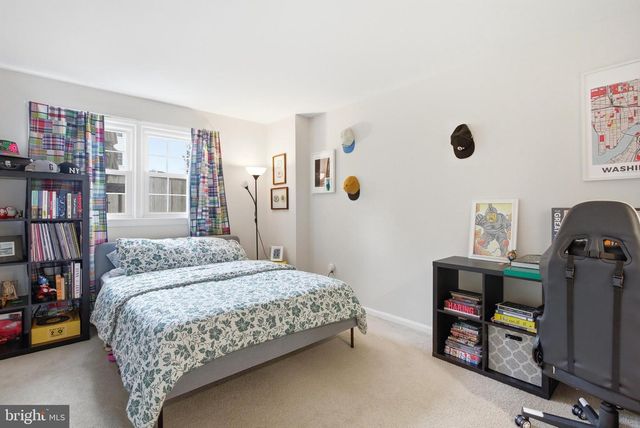 9805 DOULTON CT, Fairfax, VA 22032