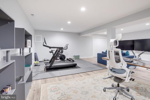 9805 DOULTON CT, Fairfax, VA 22032