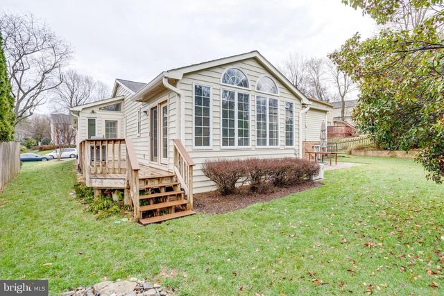 9805 DOULTON CT, Fairfax, VA 22032