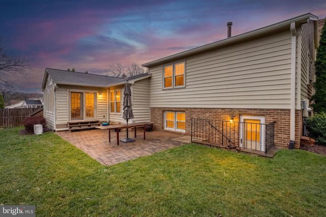 9805 DOULTON CT, Fairfax, VA 22032