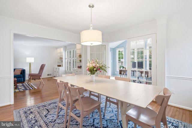 9805 DOULTON CT, Fairfax, VA 22032