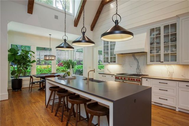 840 Kenry Court, Atlanta, GA 30342