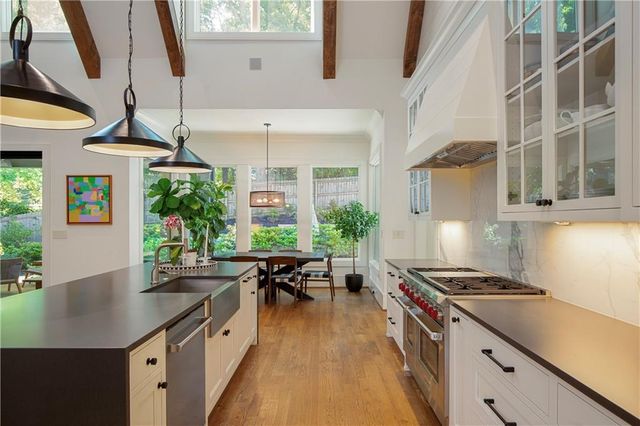 840 Kenry Court, Atlanta, GA 30342