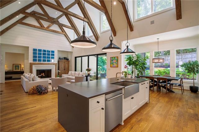 840 Kenry Court, Atlanta, GA 30342