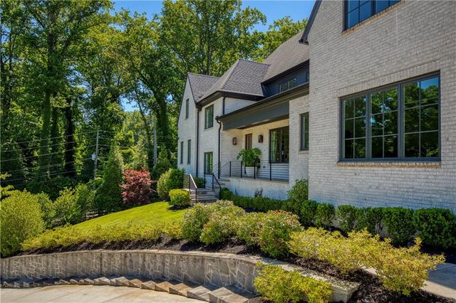 840 Kenry Court, Atlanta, GA 30342
