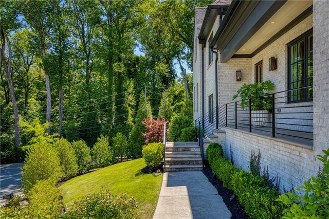 840 Kenry Court, Atlanta, GA 30342