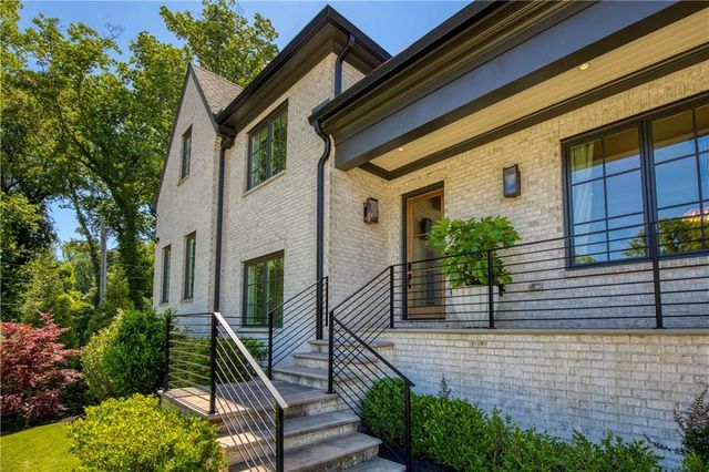 840 Kenry Court, Atlanta, GA 30342