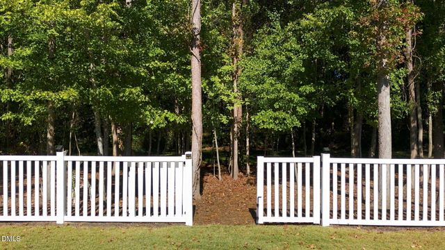 130 Aylebury Ridge, Zebulon, NC 27597