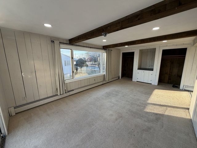 65 Pinehurst Ave, Methuen, MA 01844