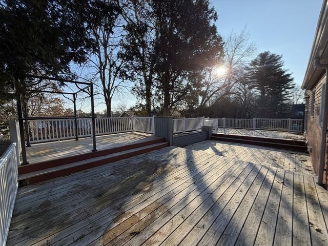 65 Pinehurst Ave, Methuen, MA 01844