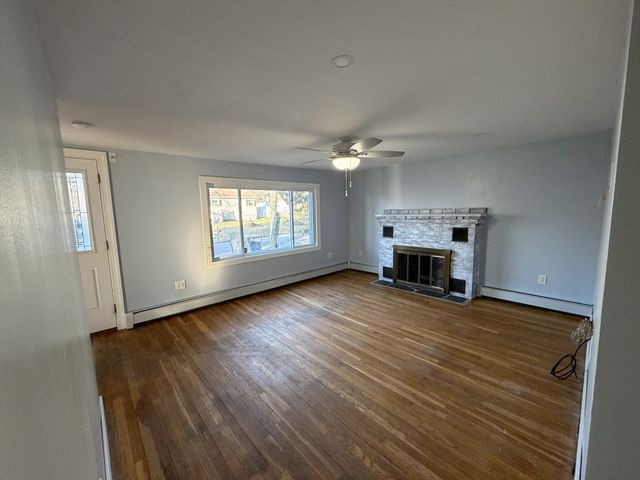 65 Pinehurst Ave, Methuen, MA 01844