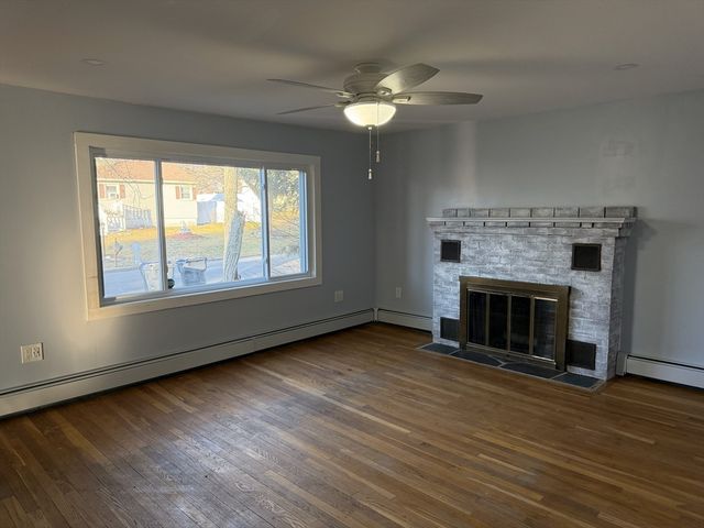 65 Pinehurst Ave, Methuen, MA 01844