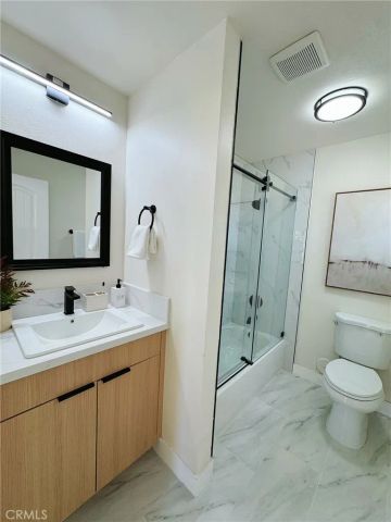 15505 La Valle Street, Sylmar, CA 91342