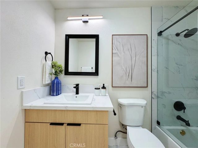 15505 La Valle Street, Sylmar, CA 91342