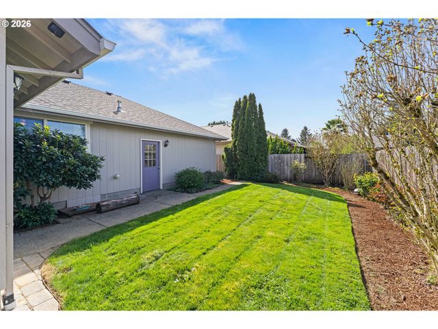 2188 MARIE Dr, Grants Pass, OR 97526