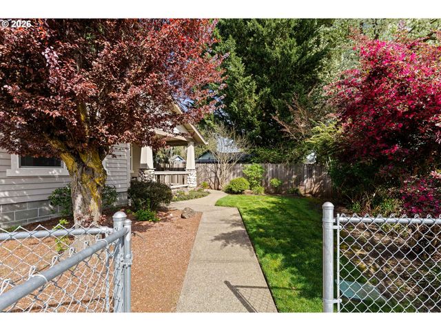 2188 MARIE Dr, Grants Pass, OR 97526
