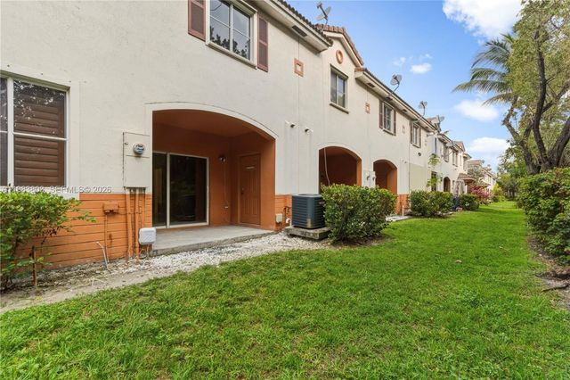 17331 NW 7th Ave 108, Miami Gardens, FL 33169