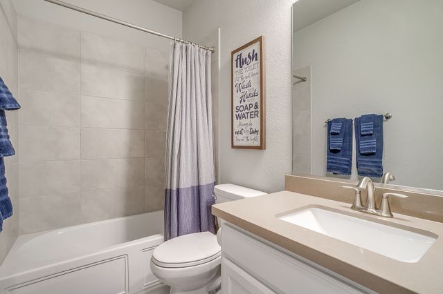 5482 Bradford Green Trail, Flower Mound, TX 75028