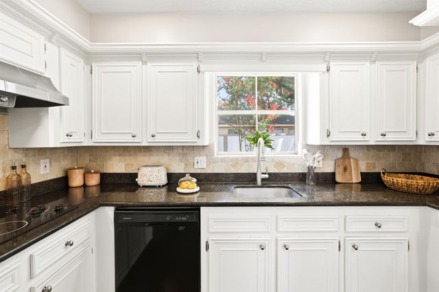 614 Houghton Road, Katy, TX 77450