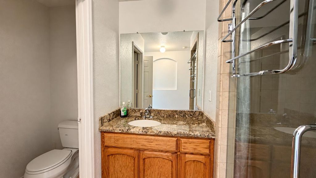 Image 16 of property listing at 2092 Jasper Street, Selma, CA 93662