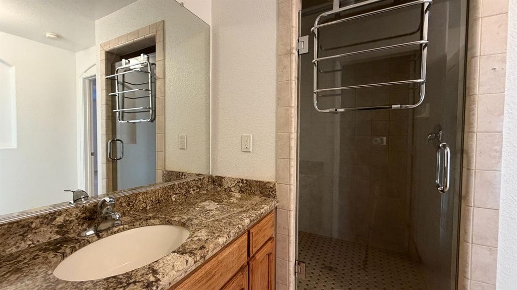 Image 17 of property listing at 2092 Jasper Street, Selma, CA 93662
