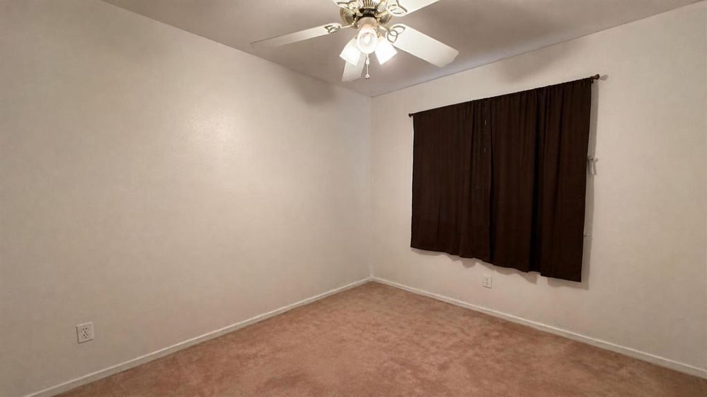 Image 21 of property listing at 2092 Jasper Street, Selma, CA 93662
