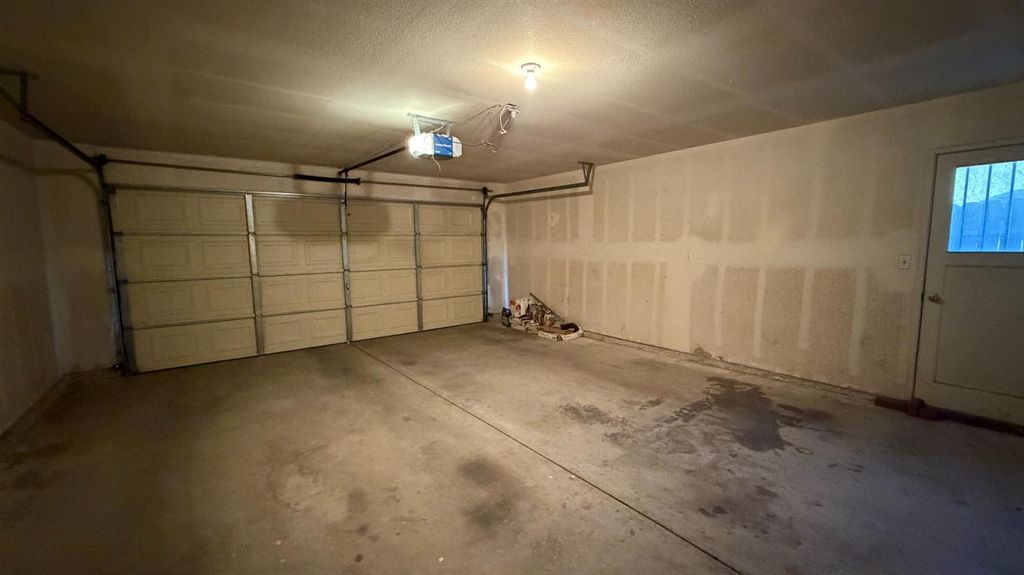 Image 33 of property listing at 2092 Jasper Street, Selma, CA 93662